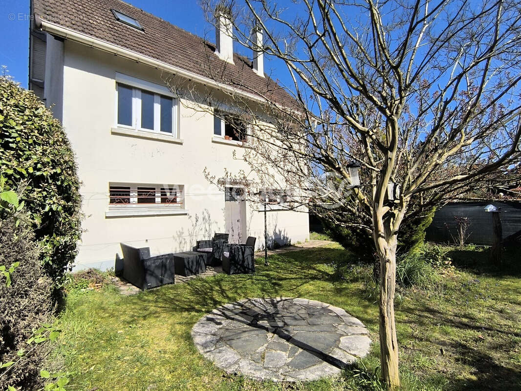 Maison à CONFLANS-SAINTE-HONORINE