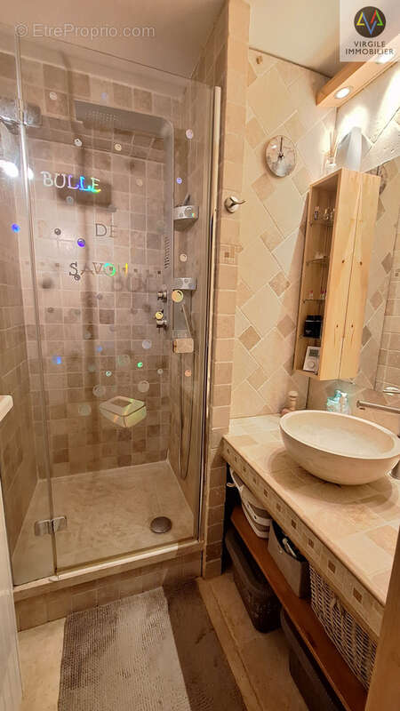 Bien rare à la vente   Appartement avec balcon, piscine couverte et vue sur les champs - photo 7