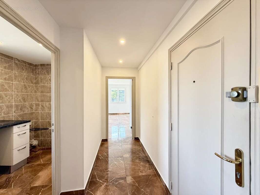 Appartement 2 pièces de 45m2 avec vue mer - photo 6