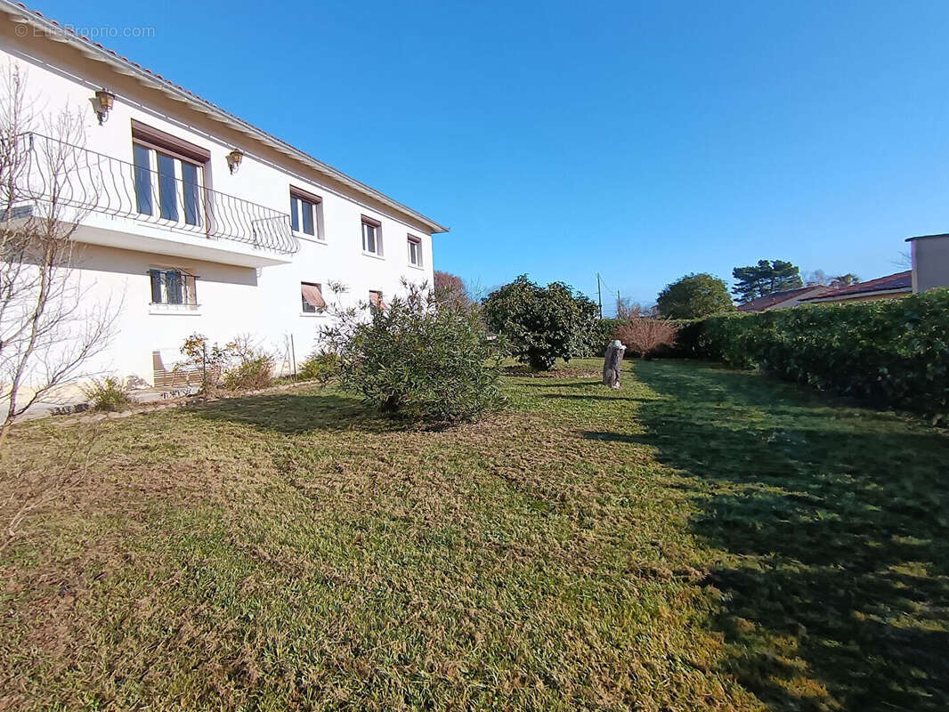 Maison à BLAJAN