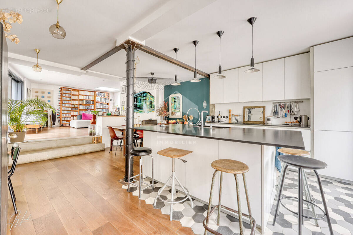 Maison à VILLE-D'AVRAY