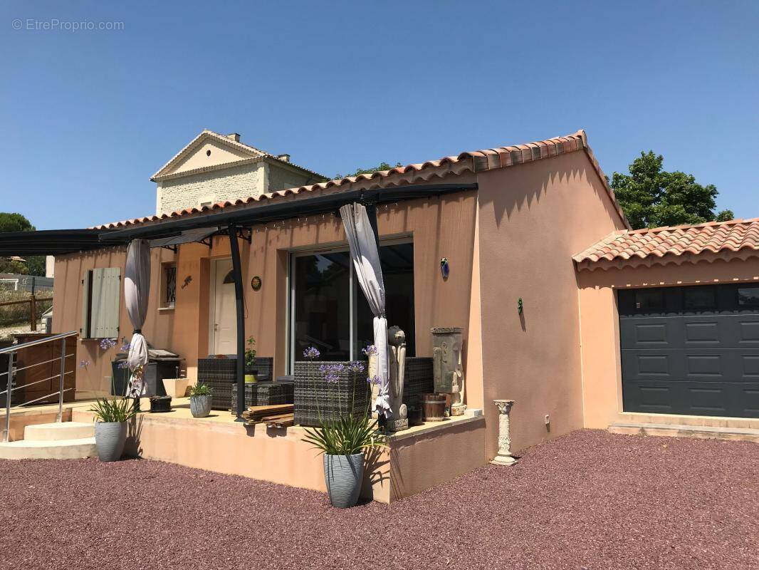 Maison à SAINT-MAURICE-SUR-EYGUES