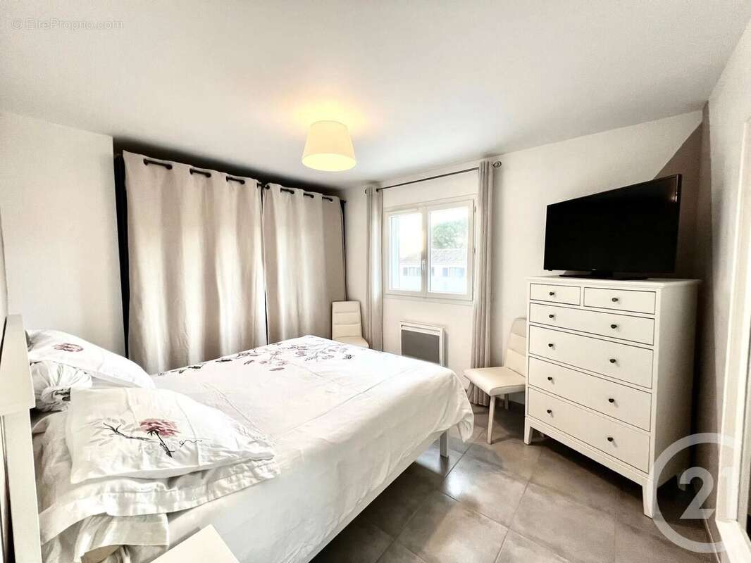 Maison à LA LONDE-LES-MAURES