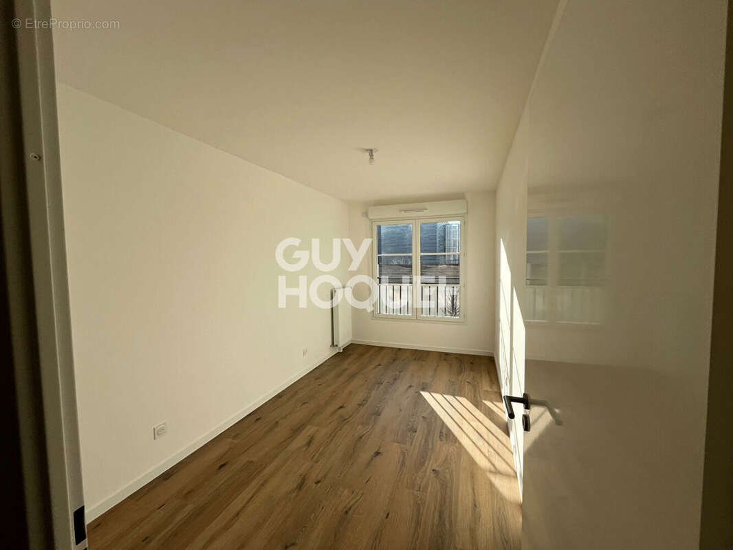 Appartement à LE BLANC-MESNIL