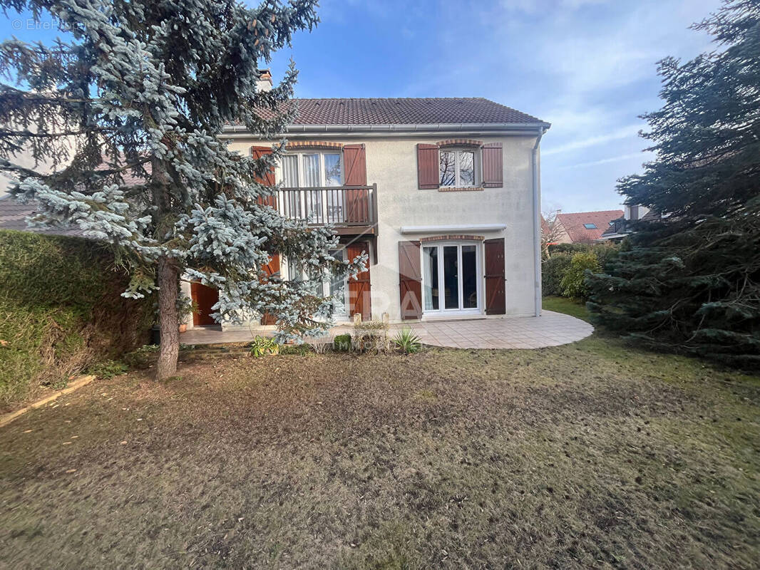 Maison à VILLEPREUX