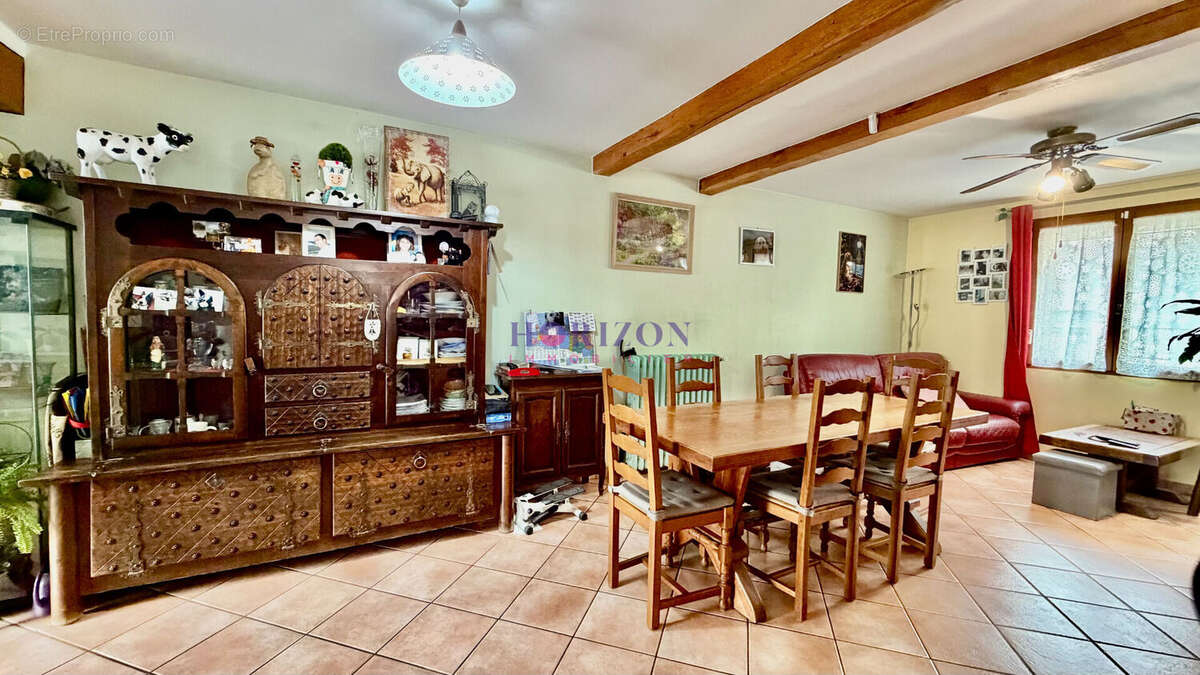 Maison à GOUSSAINVILLE