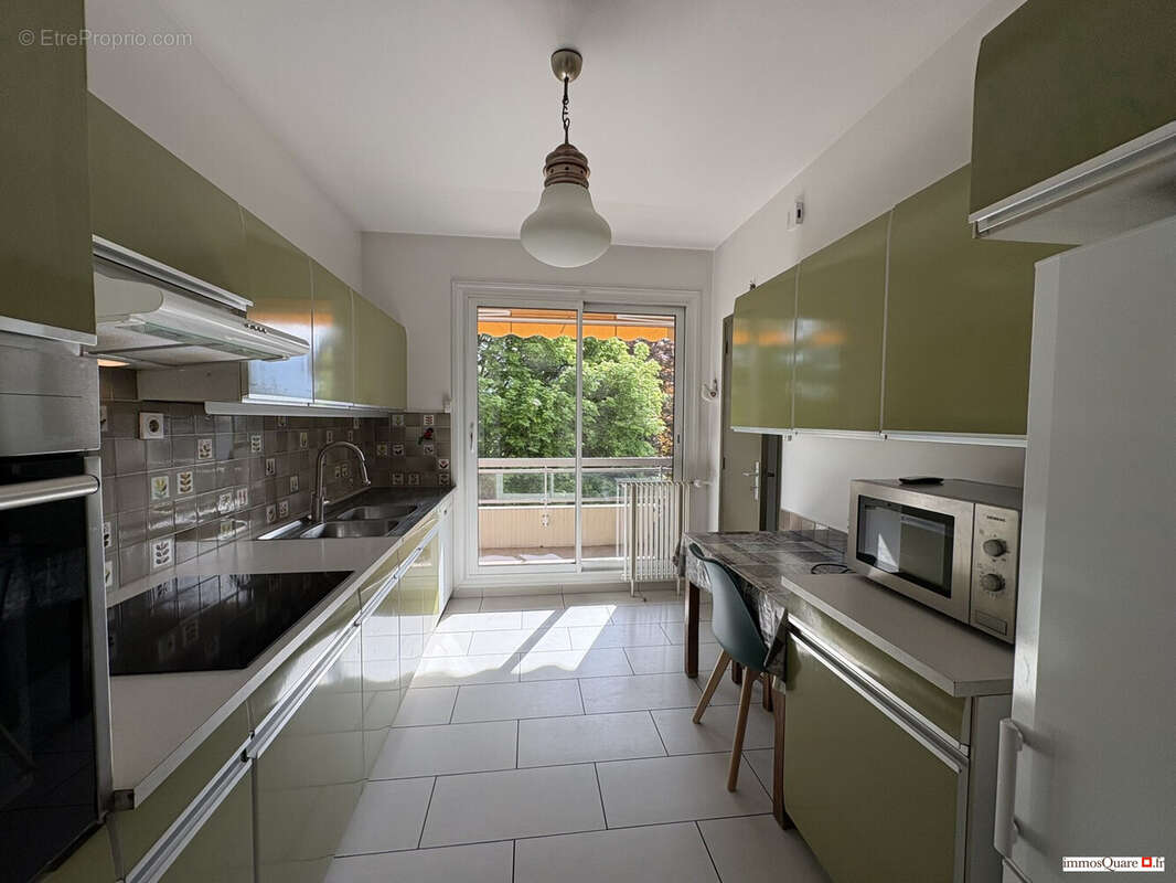 Appartement à MEYLAN