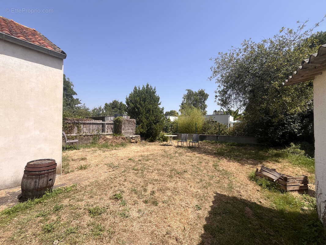 Nantes ouest - appartement t2 + cave - petite copropriété - photo 7