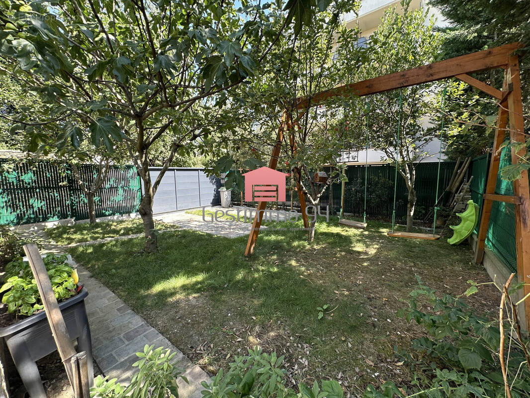 Maison à FONTENAY-SOUS-BOIS