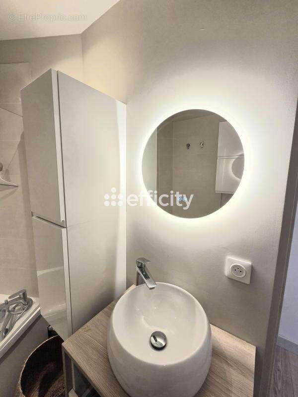 Appartement à GRIMAUD