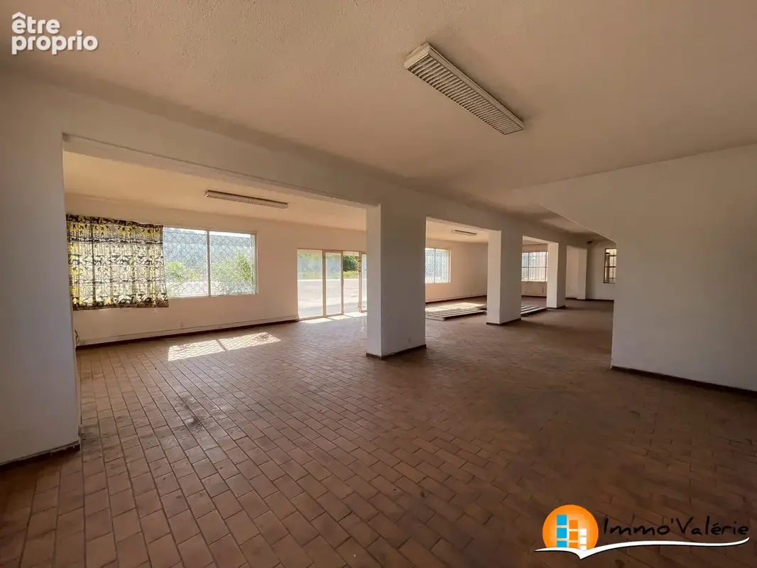 Appartement 352 m² à vendre à Charmes (88130) - photo 3