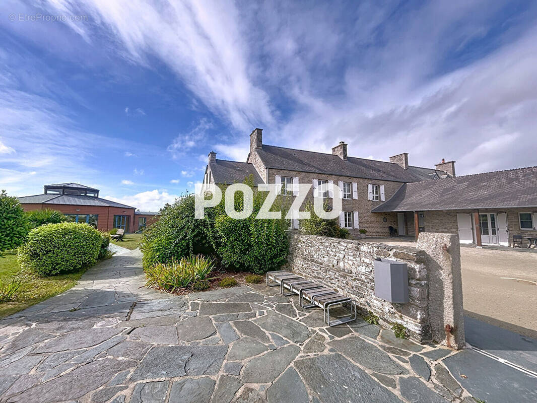 Maison à SURTAINVILLE