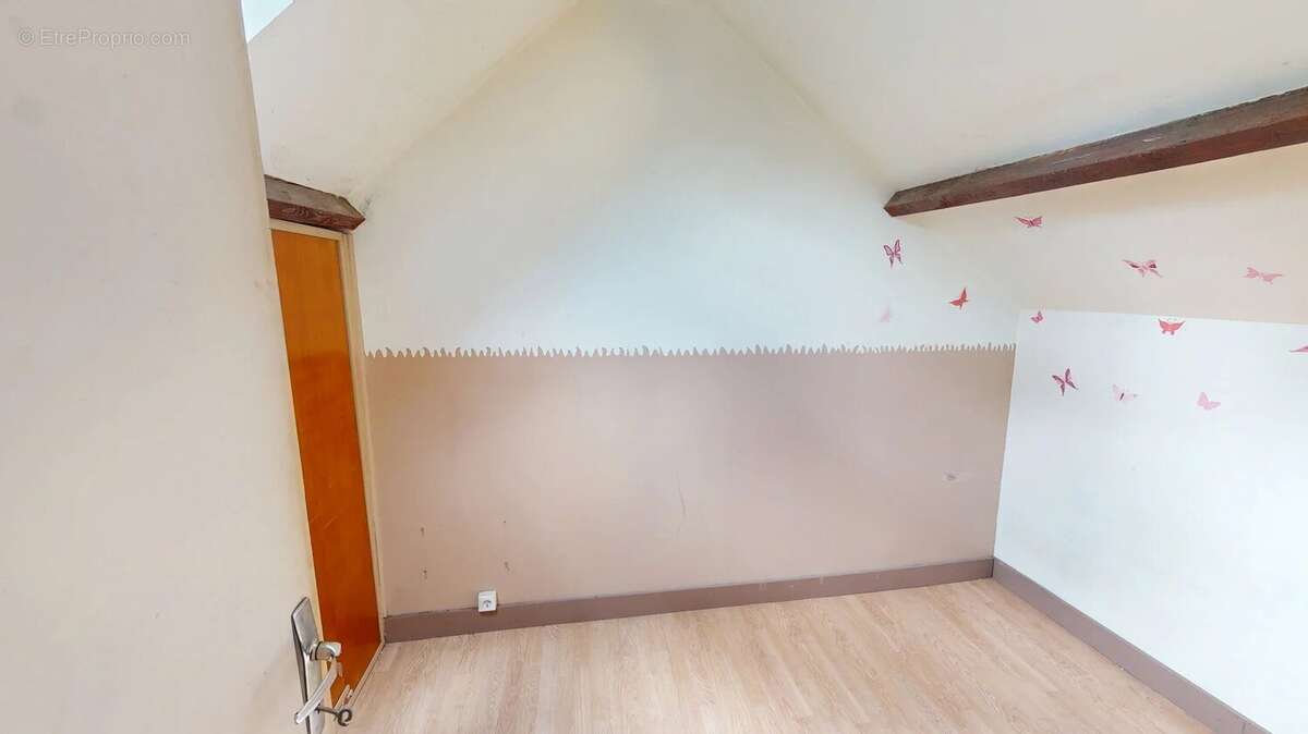 Maison à VERNEUIL-SOUS-COUCY