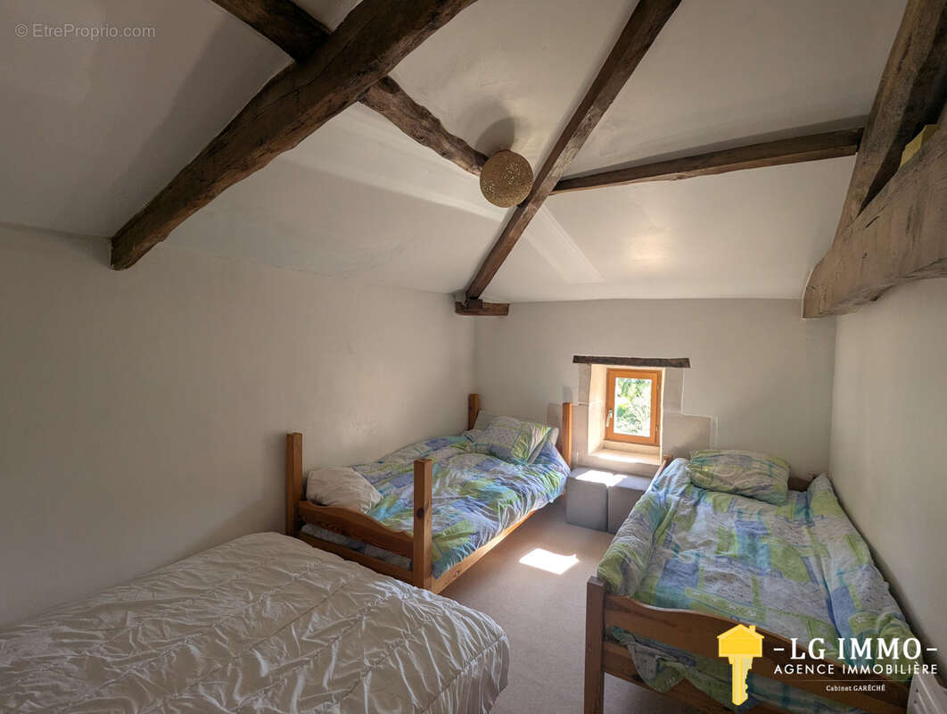 Charmante maison charentaise de 85 m2, 3 chambres, entierement renovee - photo 10