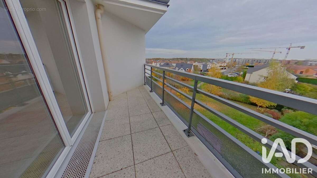 Photo 2 - Appartement à LIEUSAINT