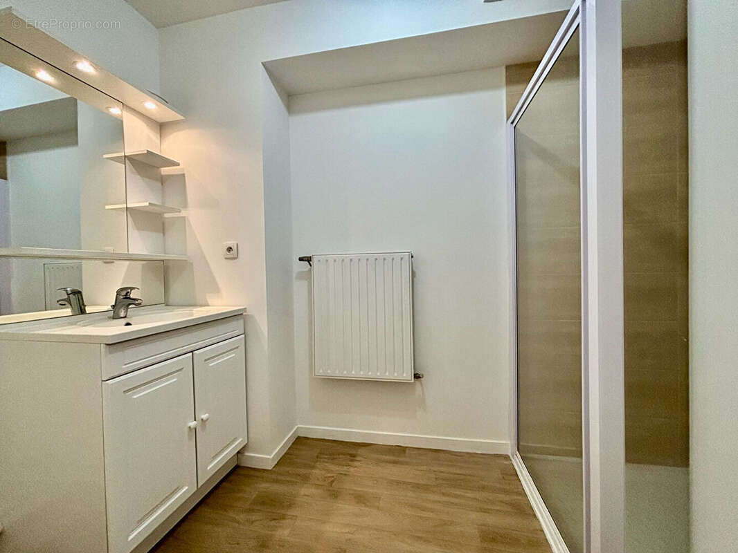 Appartement de standing en hyper-centre de Saint-Nazaire 3 pièce(s) 64 m2 - photo 8
