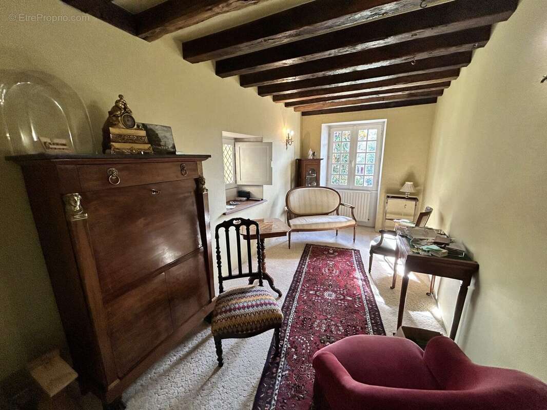 Maison 187 m² à Saint-Claud  - photo 9