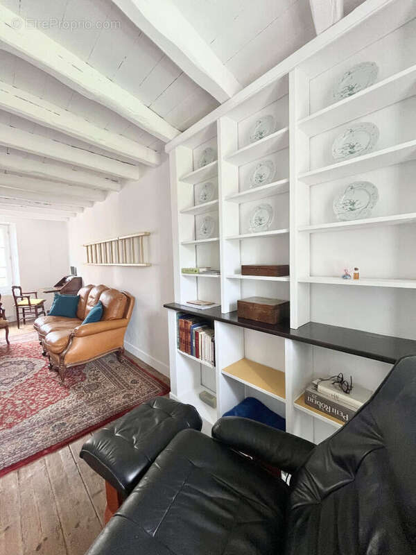 Maison à MAGNAC-LAVAL