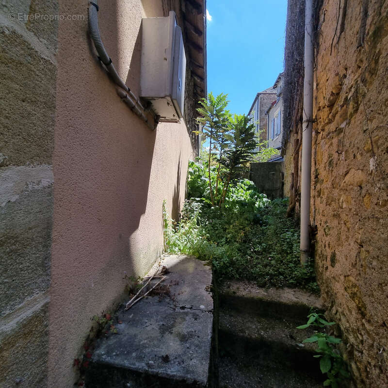 Maison coeur de ville avec garage ! - photo 6