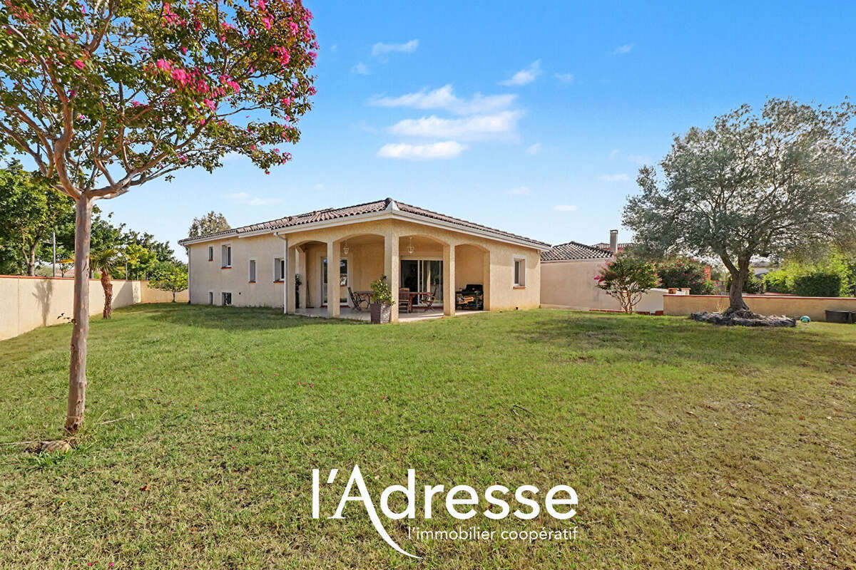 Exclusivité l'Adresse Immobilier - La Salvetat Saint Gilles - Maison de 137m² avec un grand sous-sol de 70m² sur un terrain de 7 - photo 2