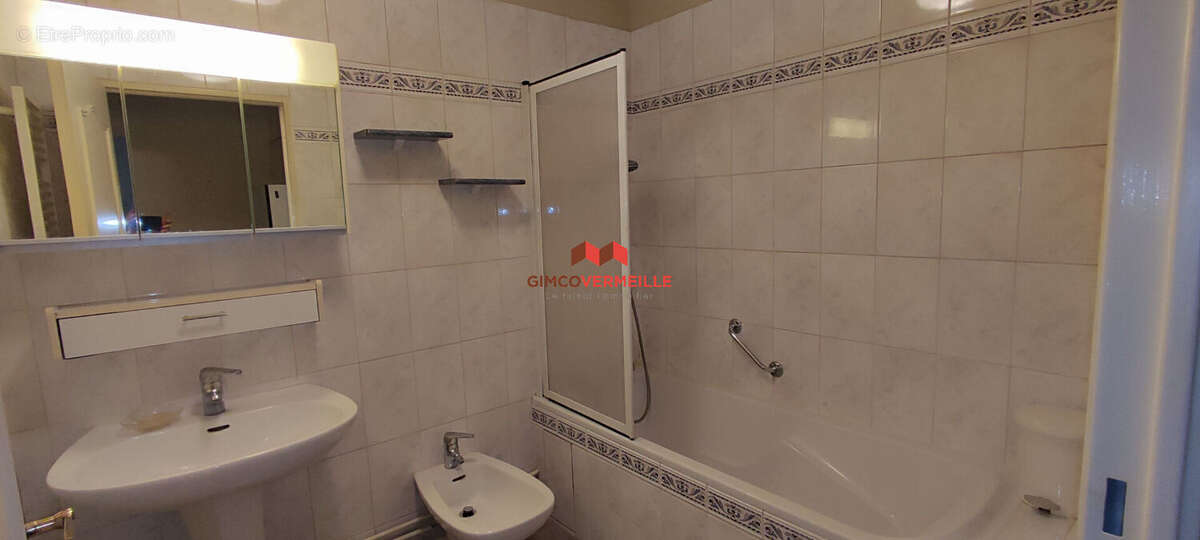 Appartement à LA CELLE-SAINT-CLOUD