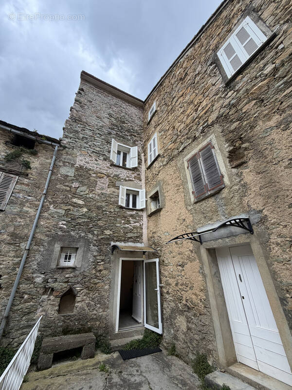 Maison à CASTELLARE-DI-MERCURIO