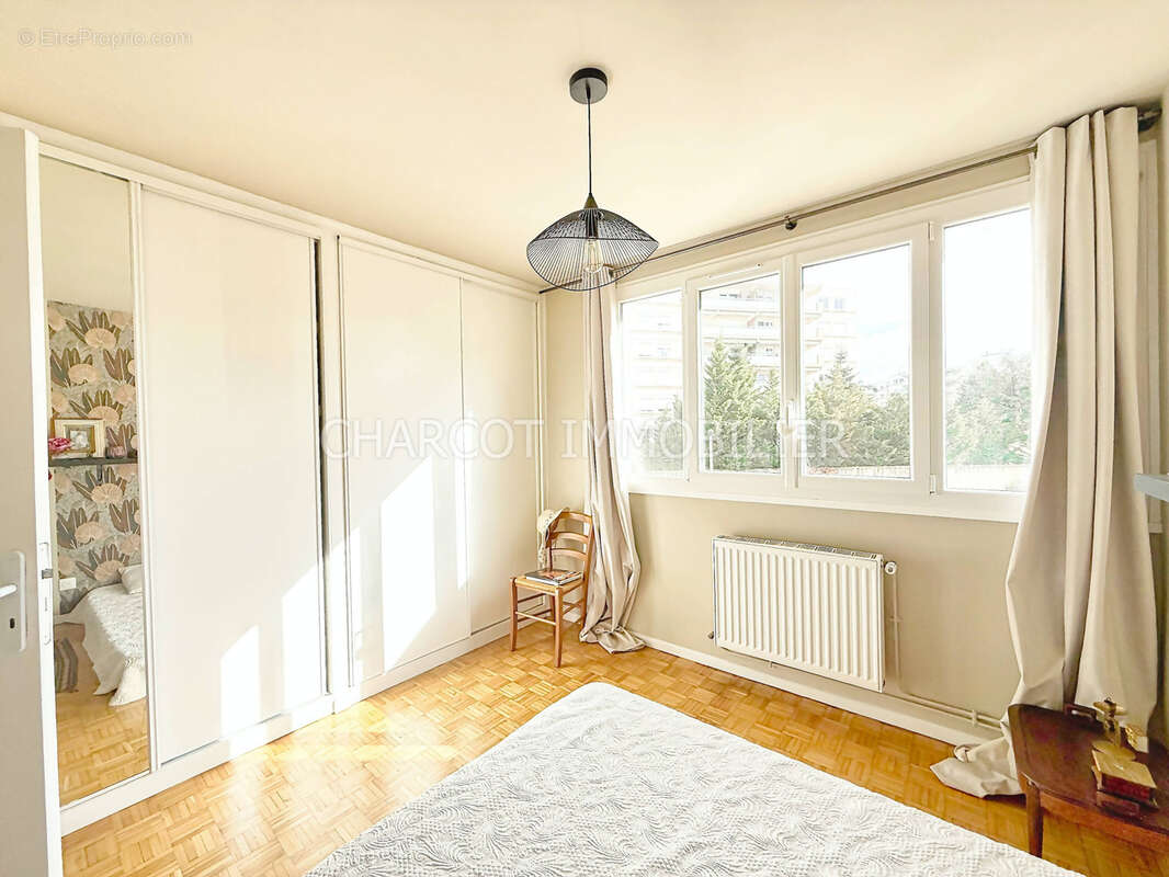 Appartement à LYON-5E
