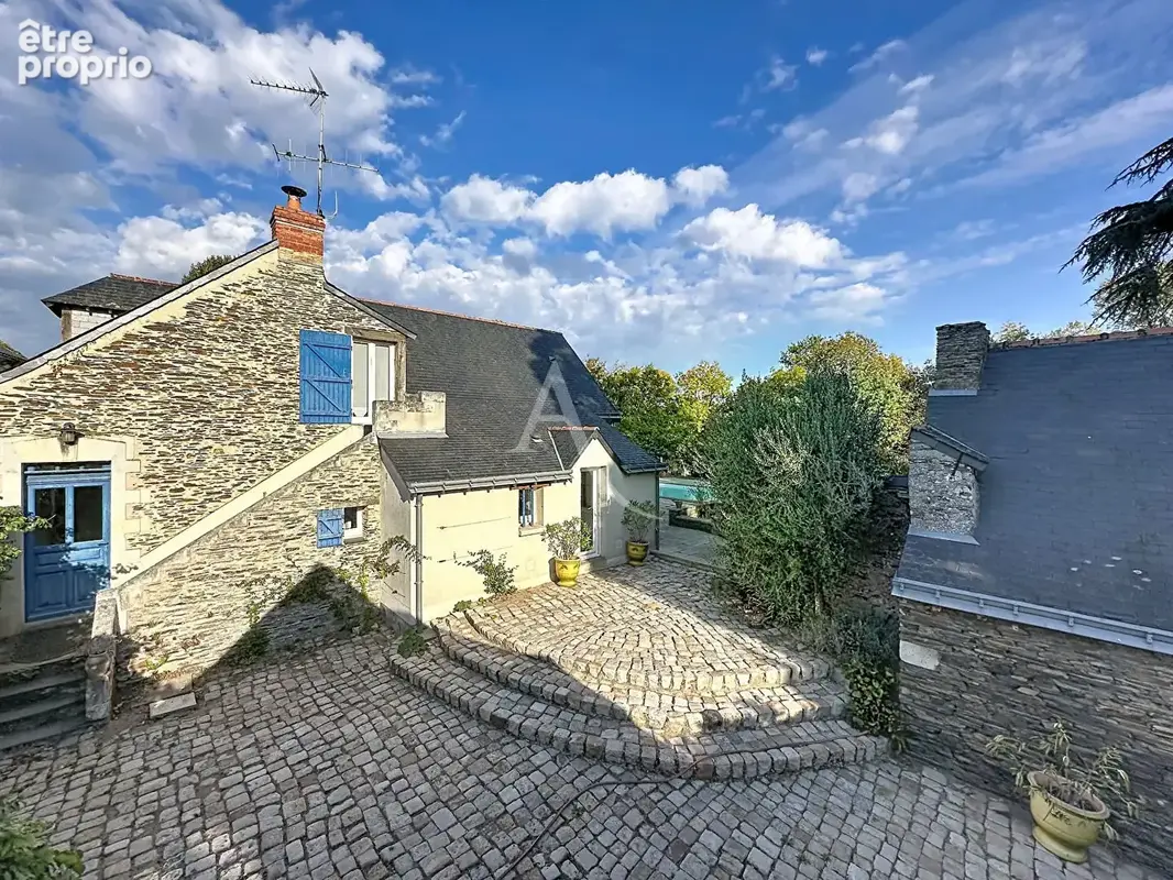 Maison à JUIGNE-SUR-LOIRE