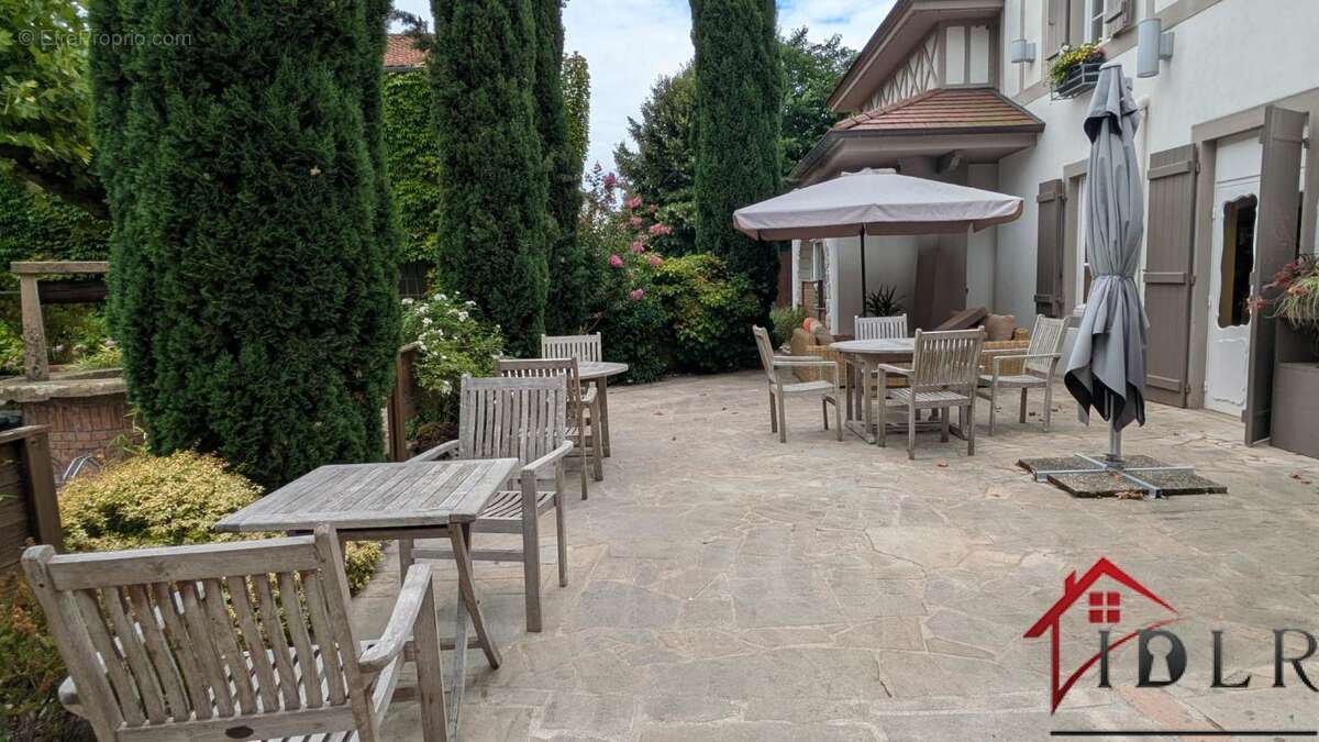 Maison à CHALON-SUR-SAONE