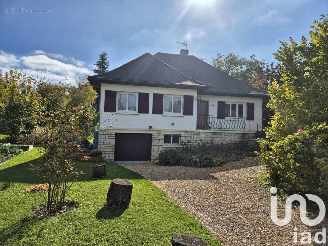 Photo 2 - Maison à PONT-SUR-YONNE