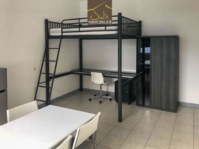 Immeuble de rapport à usage mixte   Bressuire (79300) - photo 2