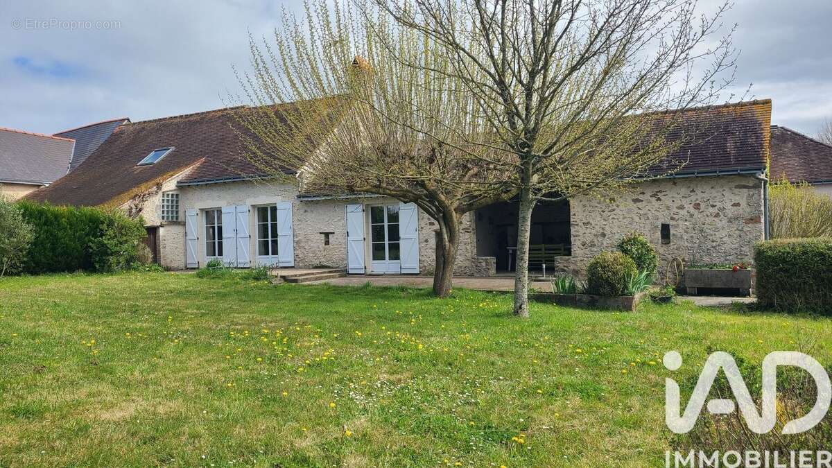 Photo 1 - Maison à NOYANT