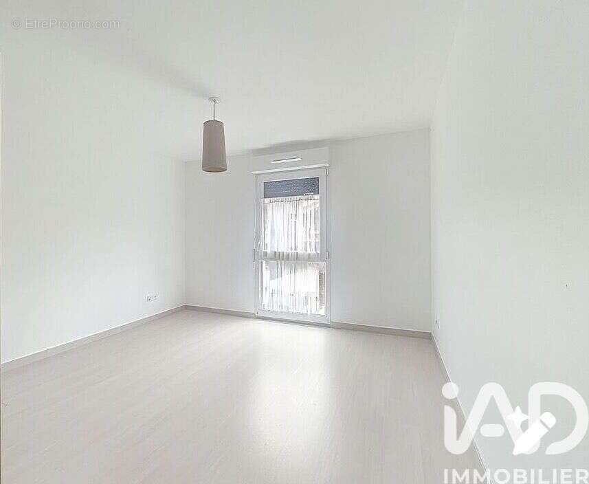 Photo 3 - Appartement à BOBIGNY