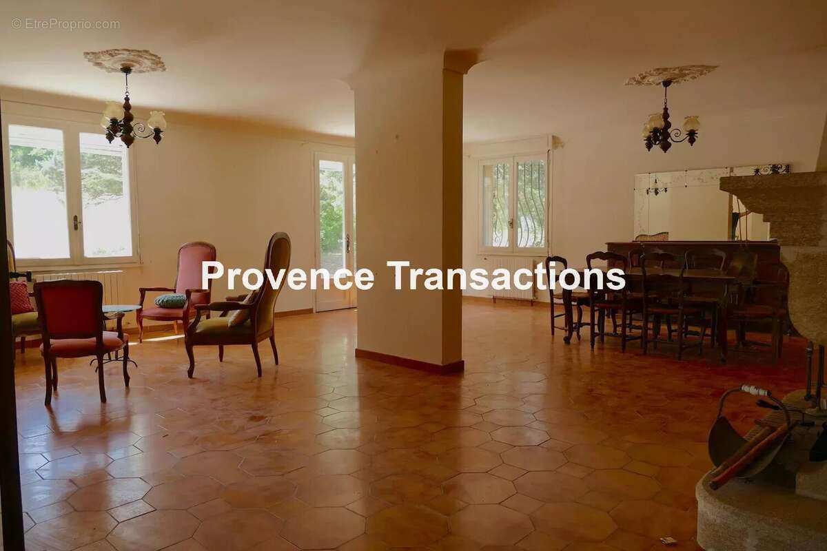 Maison de 170m² avec piscine sur plus d'un hectare! - photo 9