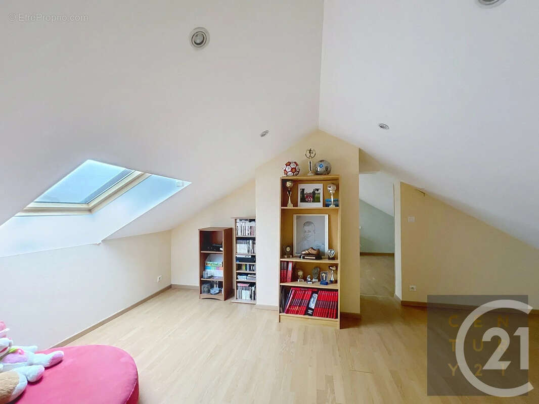 Maison à CRENEY-PRES-TROYES