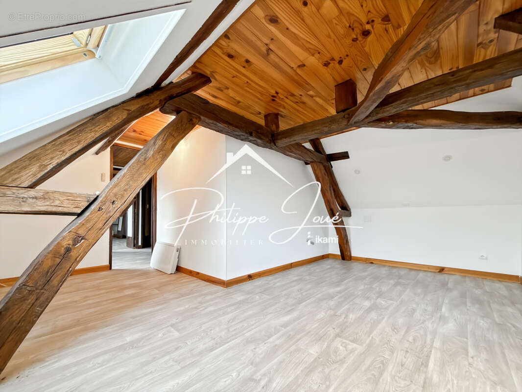 Maison à AIX-EN-OTHE