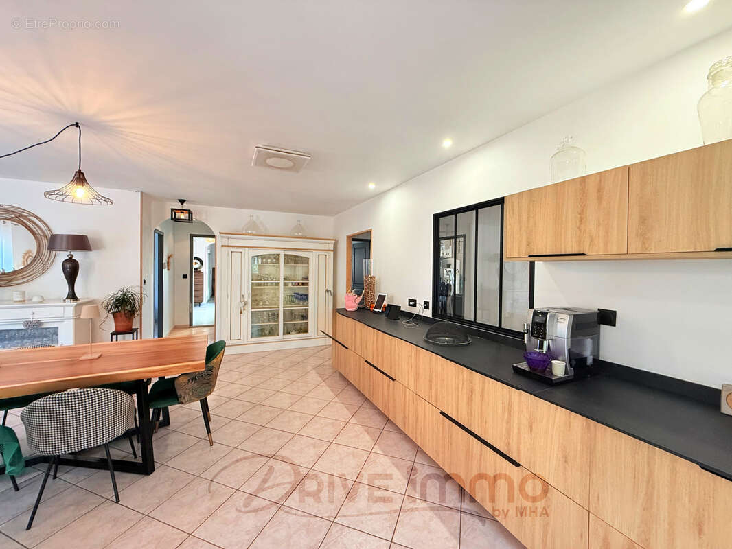 Drive immo nissan-lez-enserune... villa 200m2 plain pied positionnement idéal - photo 5