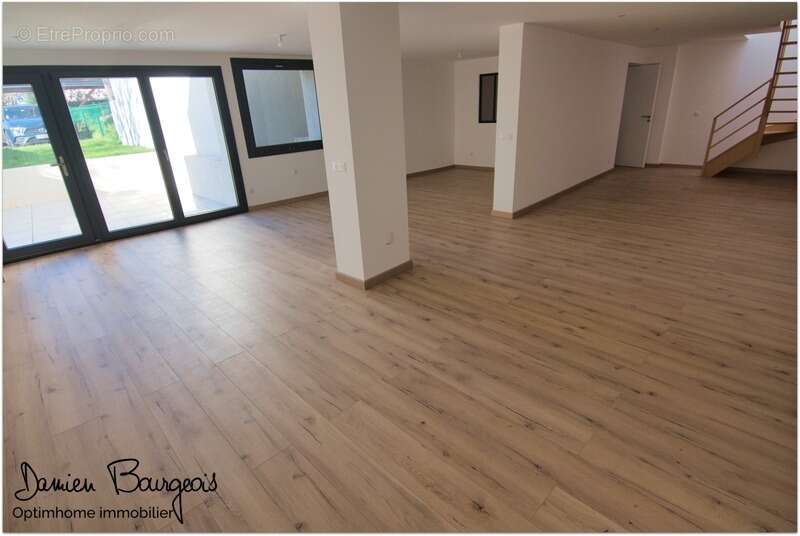 Appartement à SEGNY