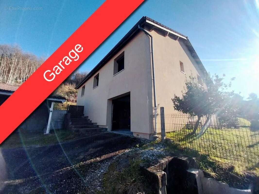 Maison à SAINT-VERAND