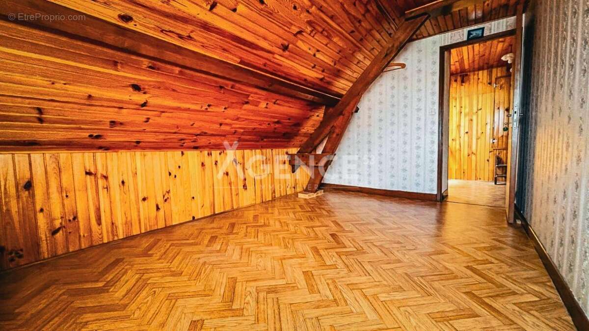 Maison à EPERLECQUES