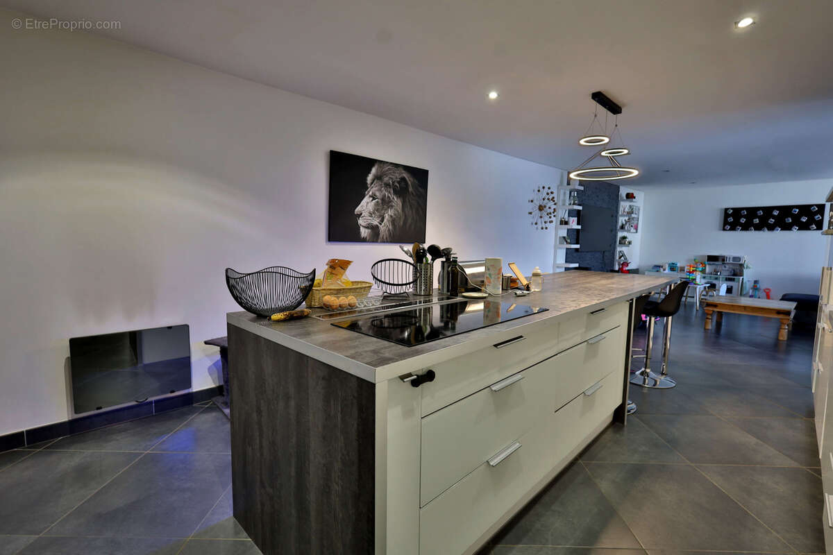 Appartement à MOIDIEU-DETOURBE