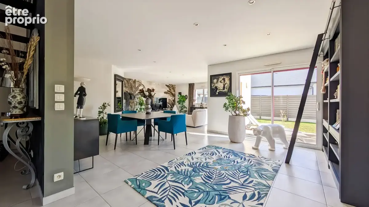 COMBOURG - Maison contemporaine 232 m² - 4 chambres - photo 2