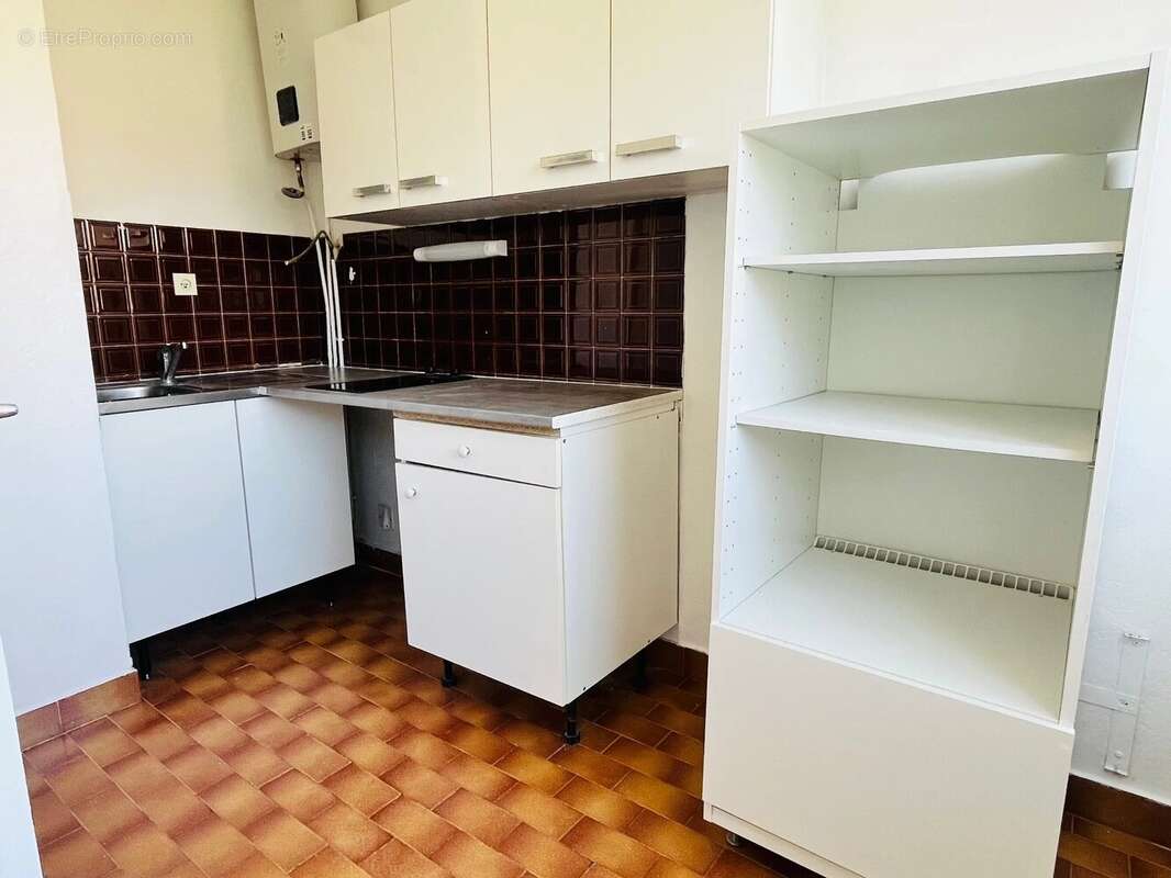 Appartement à MARSEILLE-5E