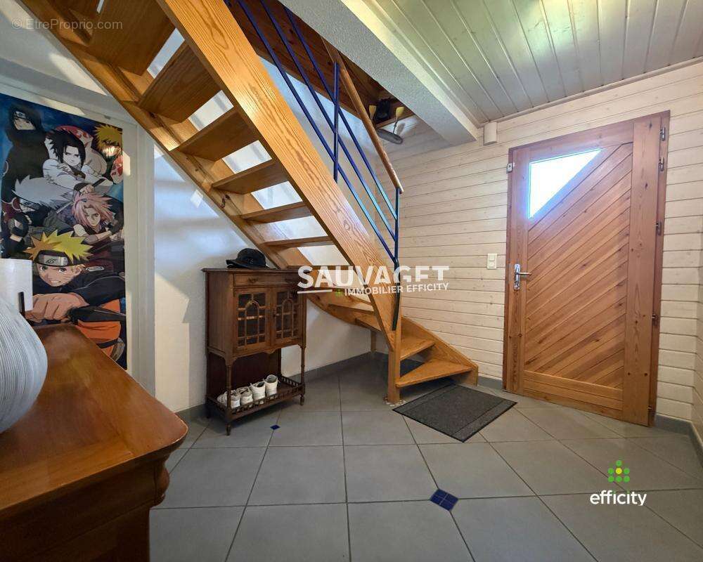 Maison 193 m² à Pers-Jussy  - photo 25