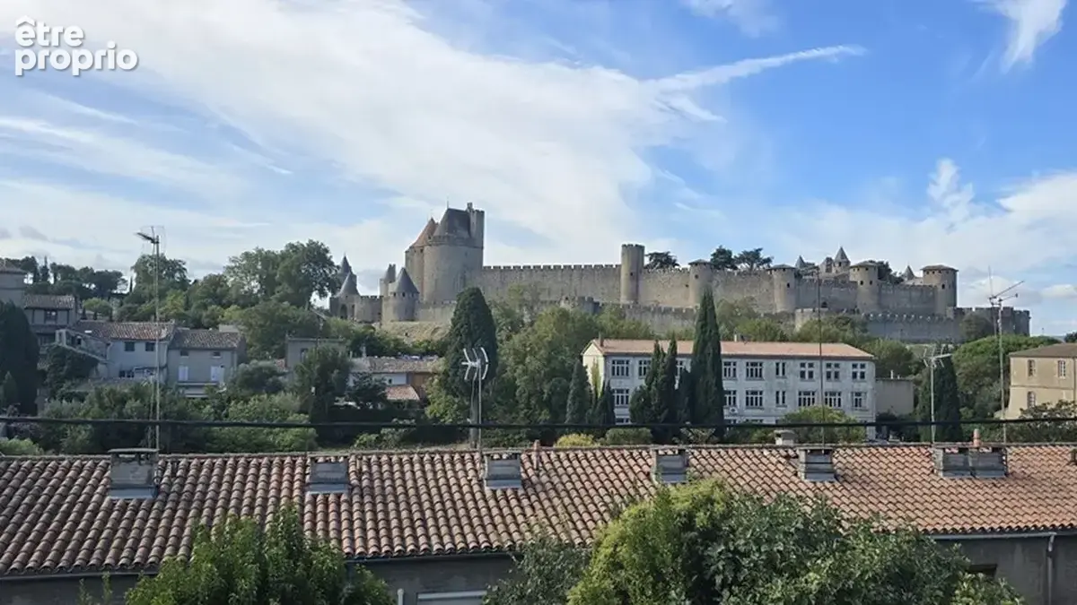 Maison de ville avec jardin privatif et vue sur la cité - photo 3