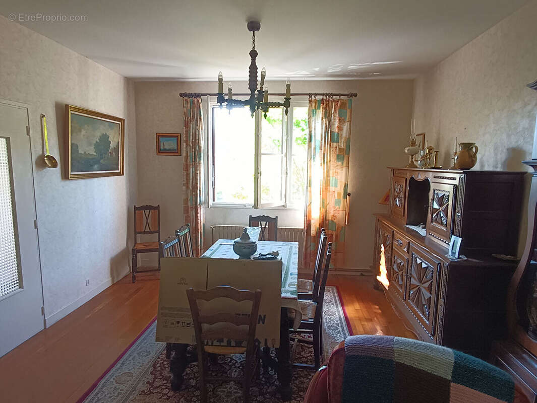 Maison à CAPDENAC
