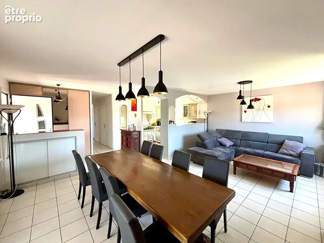 Maison Neuville Sur Saône 4 pièces 90m2 avec sous-sol complet et terrain de 907m² - photo 6