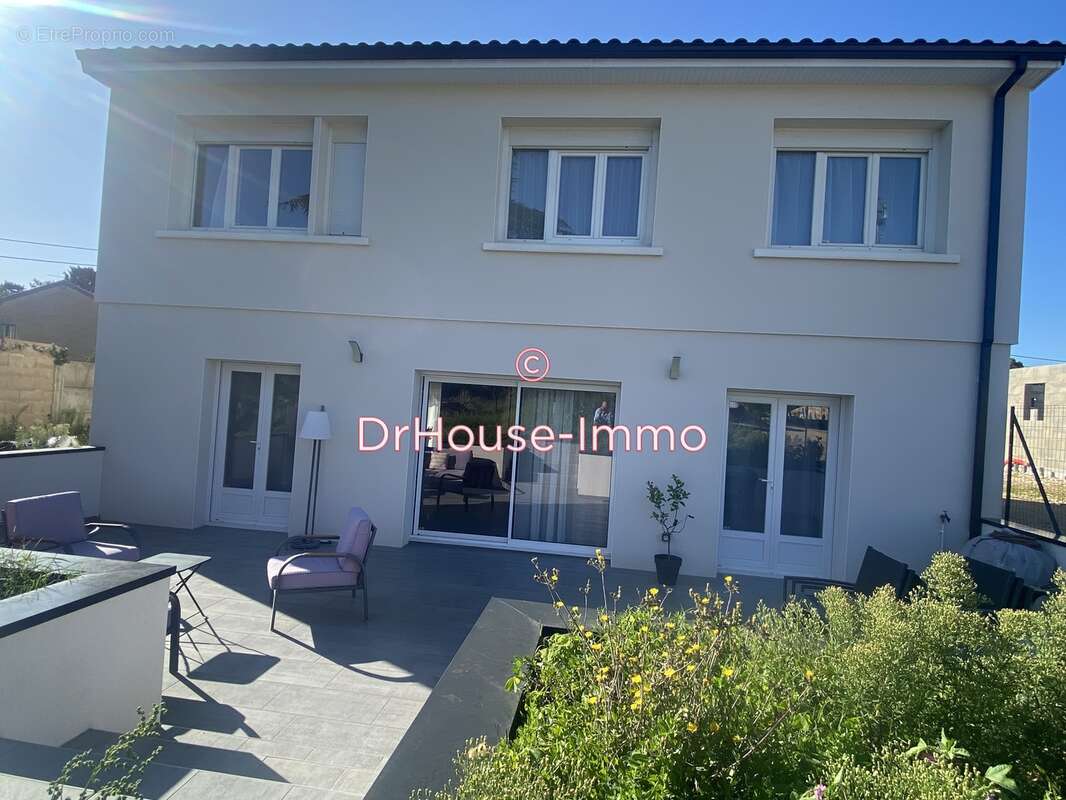 Maison à MIGNE-AUXANCES