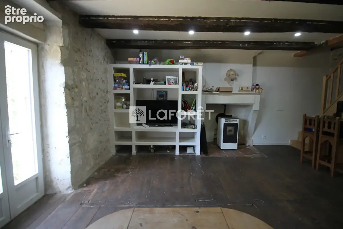 Maison de caractère d'environ 118 m² avec dépendances - photo 5