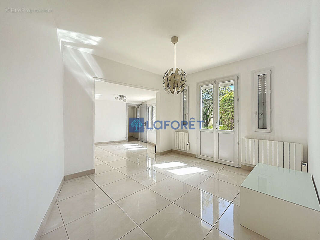 Maison à CHAMPIGNY-SUR-MARNE